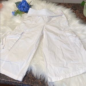 Children’s Place White Bell Bottom Capris 6x/7